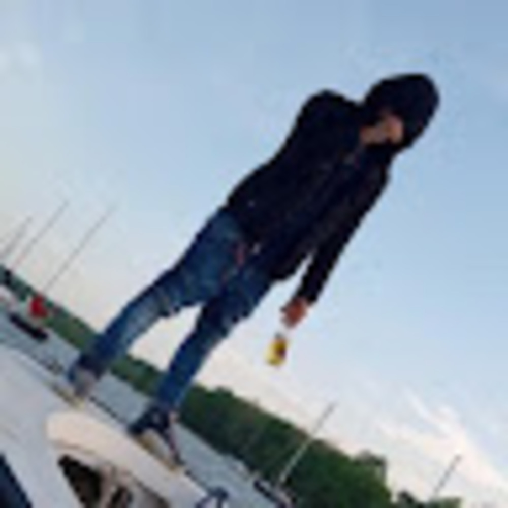 Meet your Posher, Carlito